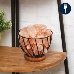 Lampe med metalkurv og Himalayasaltsten